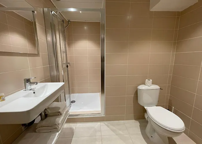 מלון Les Terrasses Du Durzon 2*