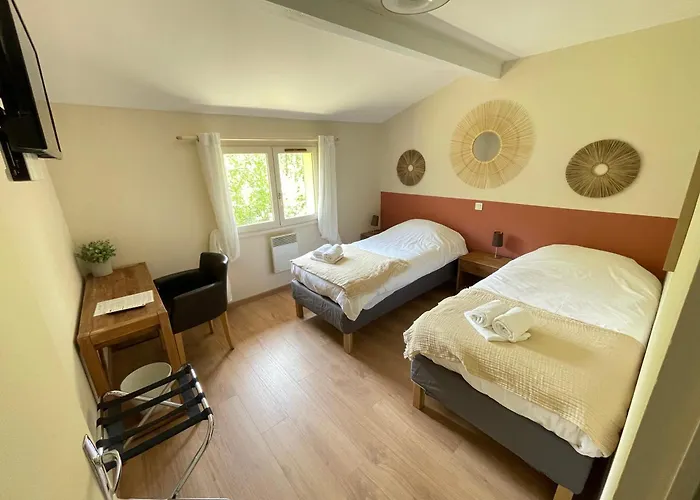 מלון Les Terrasses Du Durzon 2*